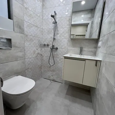 Appartement Lazur - 10min Walk To Burgas