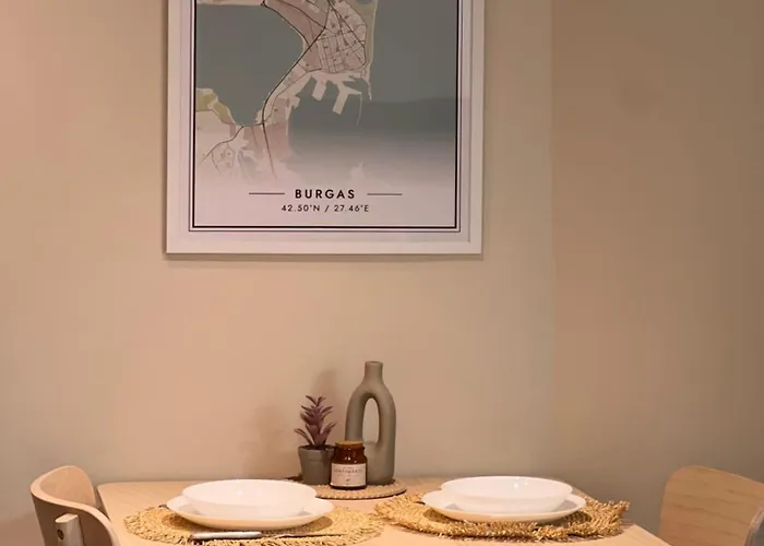 Lazur - 10min Walk To Apartamento *