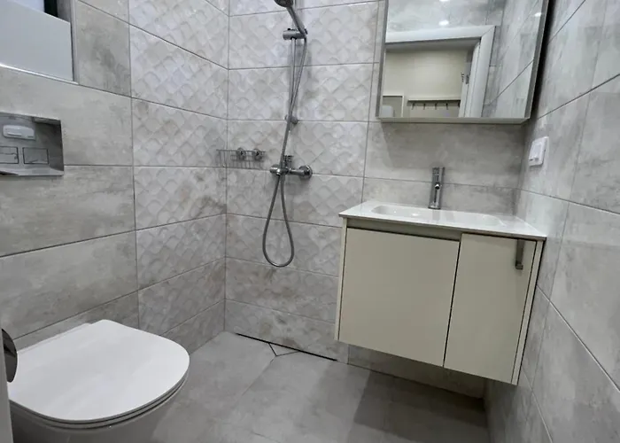Apartamento Lazur - 10min Walk To Burgas