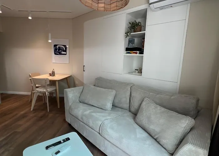 Apartamento Lazur - 10min Walk To